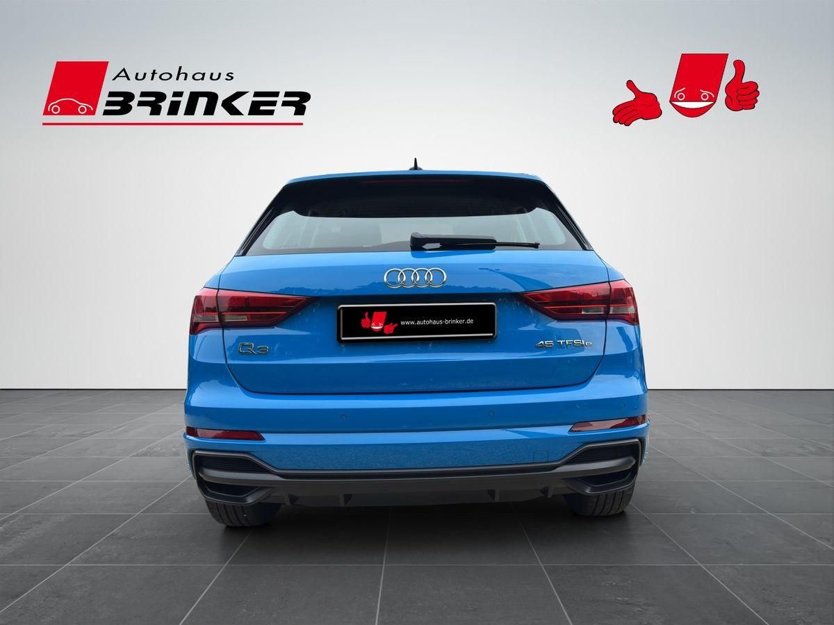 Audi Q3 1,4 eTFSI S Line Bluetooth LED foto 5