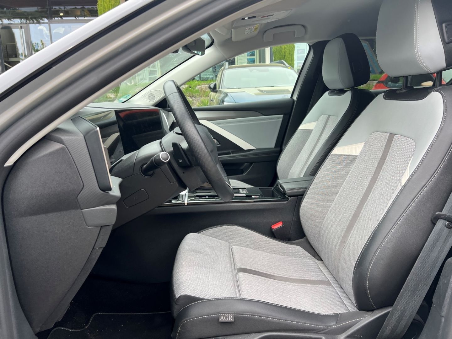 Fahrzeugabbildung Opel Astra L Sports Tourer Elegance AHK-abnehmbar LED
