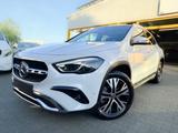 Mercedes-Benz GLA 250 e/PANO/BURMESTER/DISTRONIC/KEYLESS - silberne Mercedes-Benz GLA 250