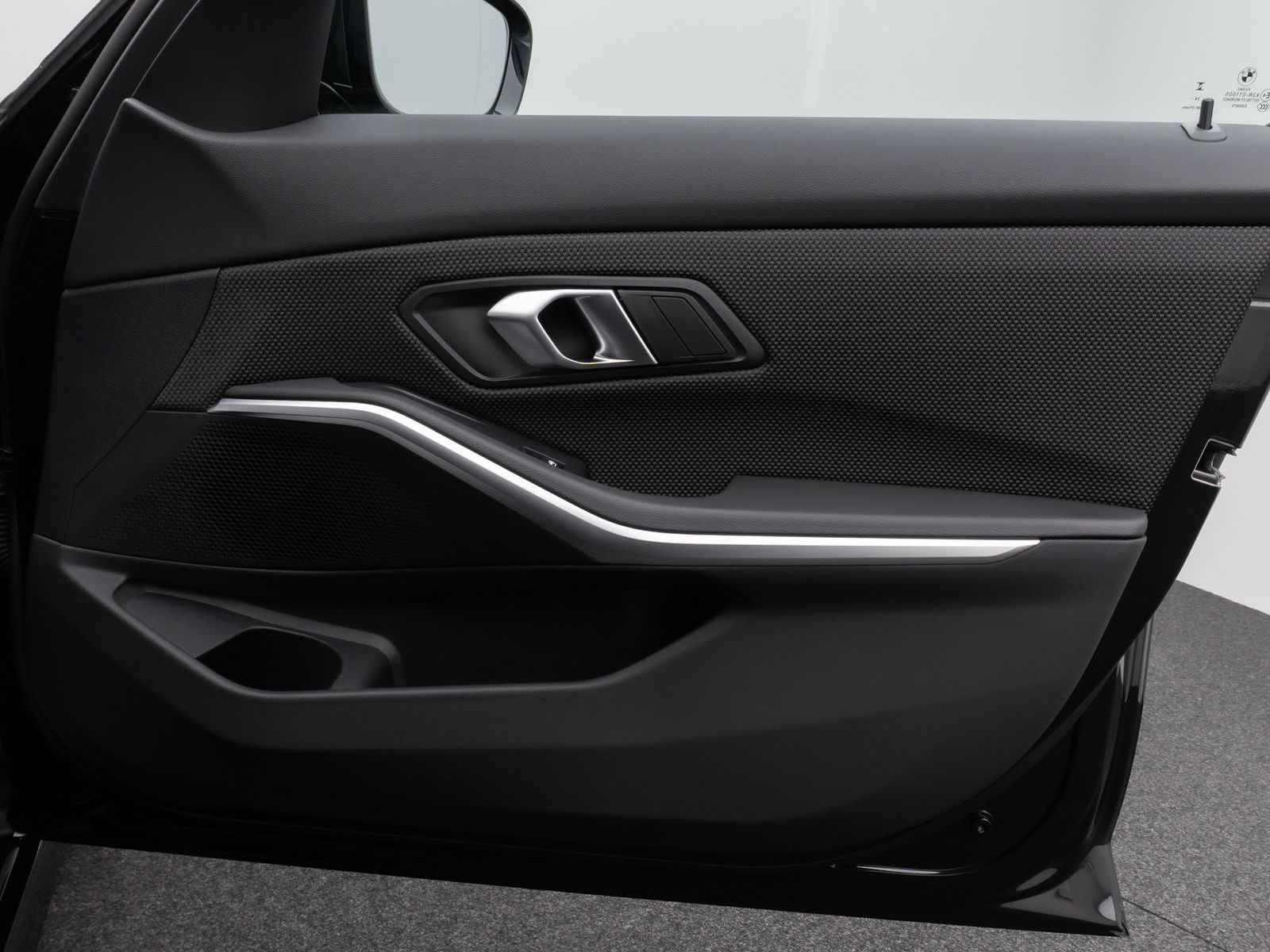 Fahrzeugabbildung BMW 318i Kamera DAB CockPit+ Alarm Geschwindigkeitsr