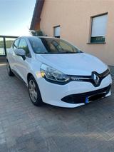 Renault Clio IV - BJ 2015  - 15600 km - Renault: R15