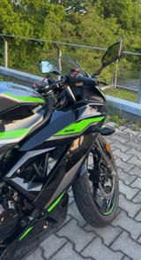 Kawasaki Ninja 125er - KAWASAKI NINJA E 1