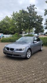 BMW 525xi A - - BMW 525: 525xi