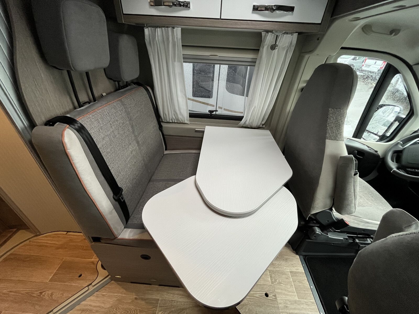 Fahrzeugabbildung Pössl 2Win R Plus Citroen 140 PS Markise/Navi/AHK