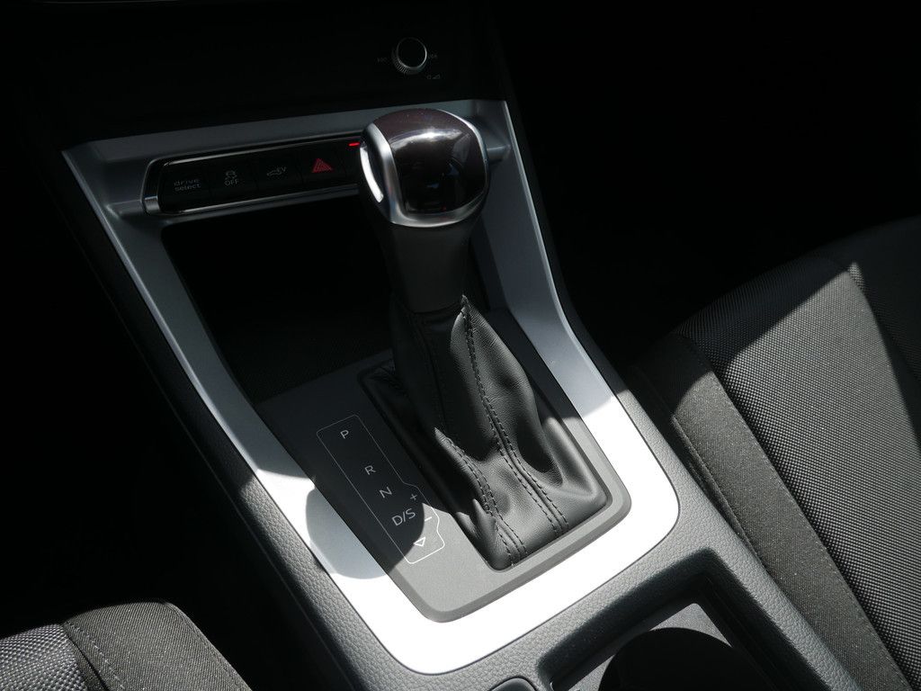 Audi Q3 45 TFSI e LED+NAVI+PDC+SITZHEIZUNG+KLIMA+FSE+ foto 15