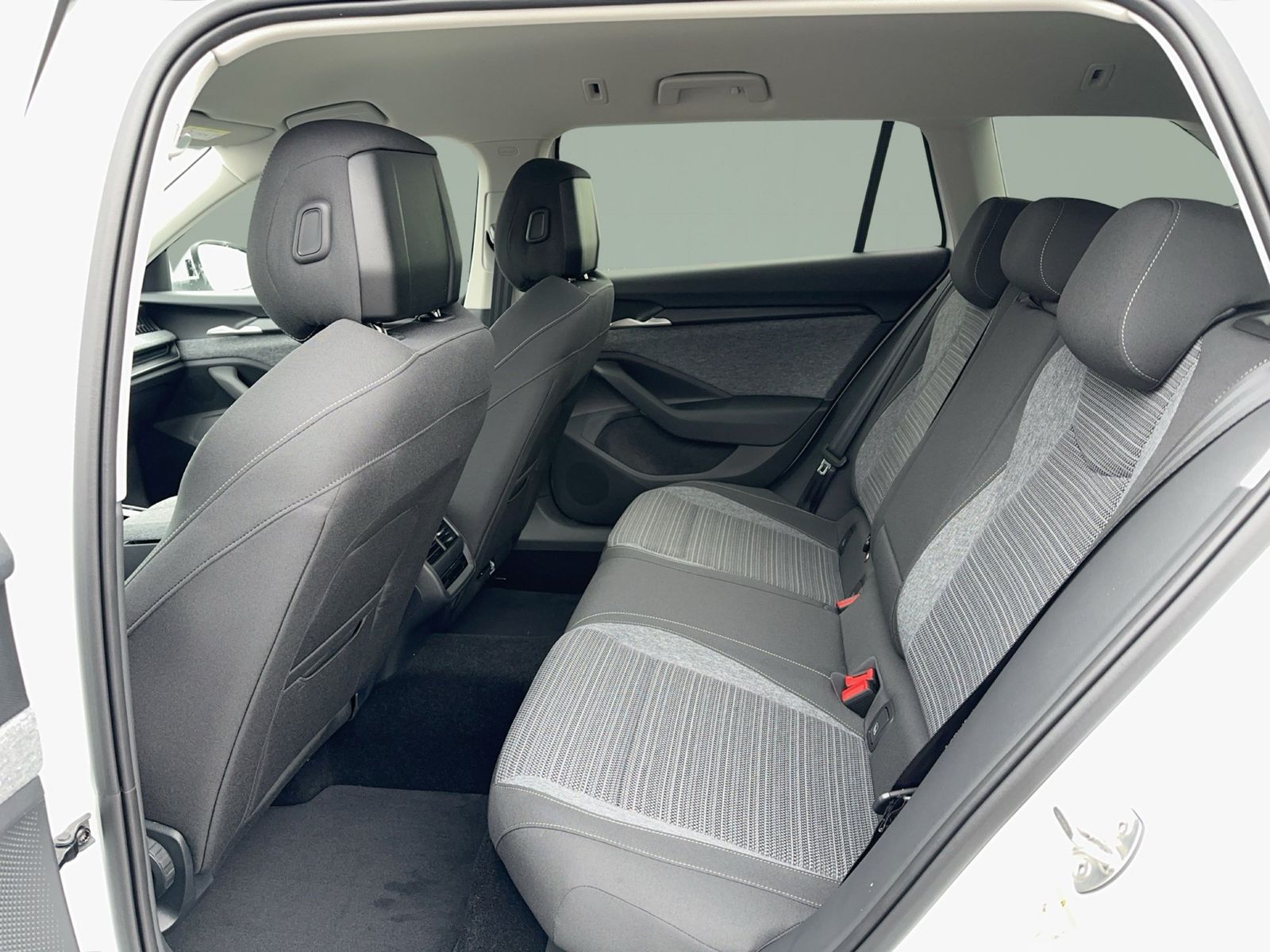 Skoda Superb - Bild 11