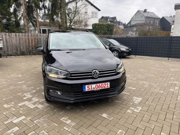 Volkswagen Touran - 3