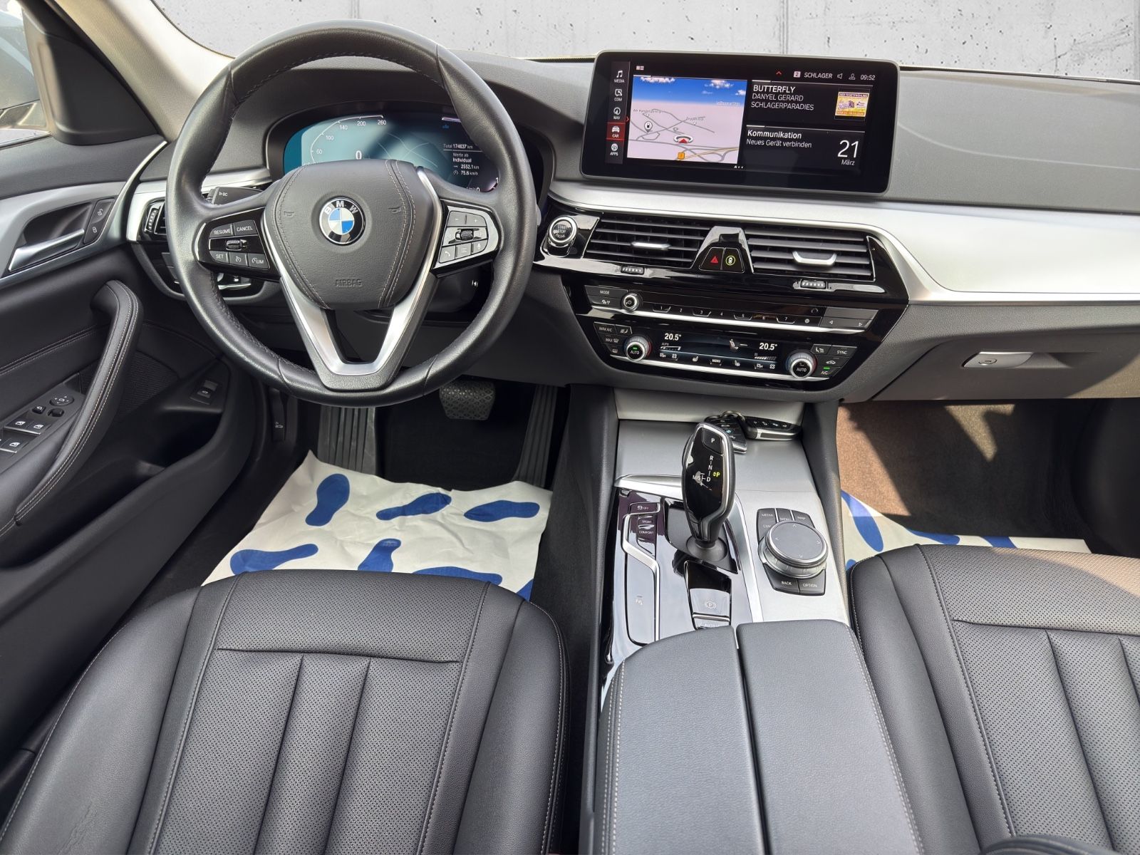 BMW 520 d LED Leder AHK Live Cockpit 8xAlu Kamera