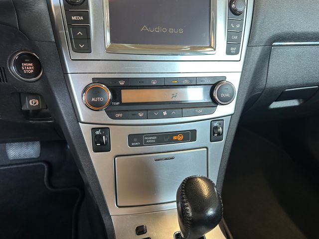Toyota Avensis Kombi Life Automatik