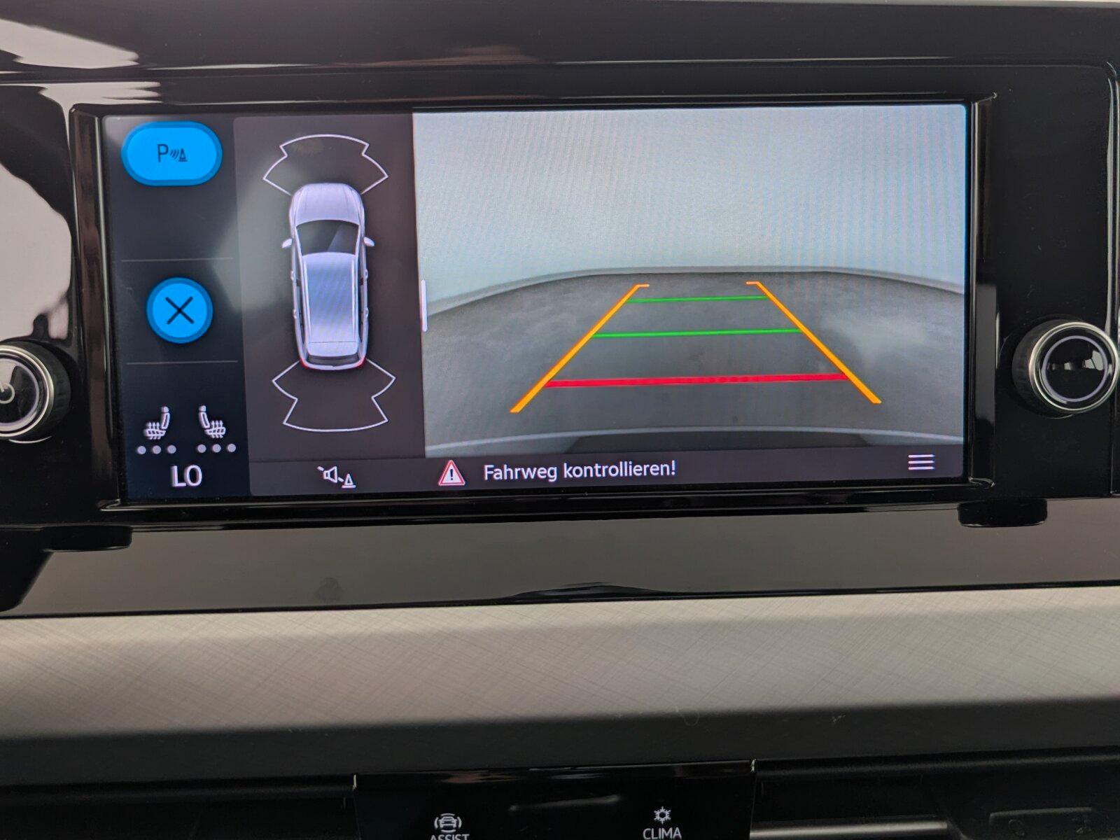 Volkswagen Golf VIII 1.0 TSI Life OPF LED+CARPLAY+SHZ+RFK+, миниатюра 17