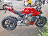Ducati Streetfighter V4 - Angebote