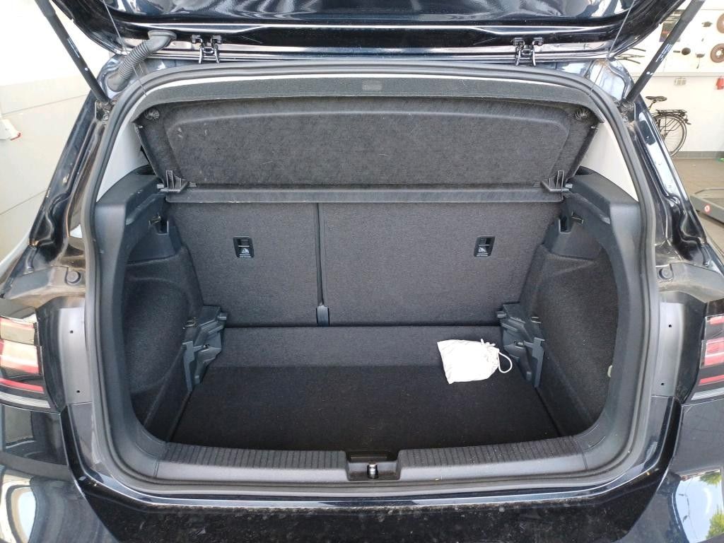 Fahrzeugabbildung Volkswagen T-Cross Life LED SPORT-PAKET SITZH. NAVI APP