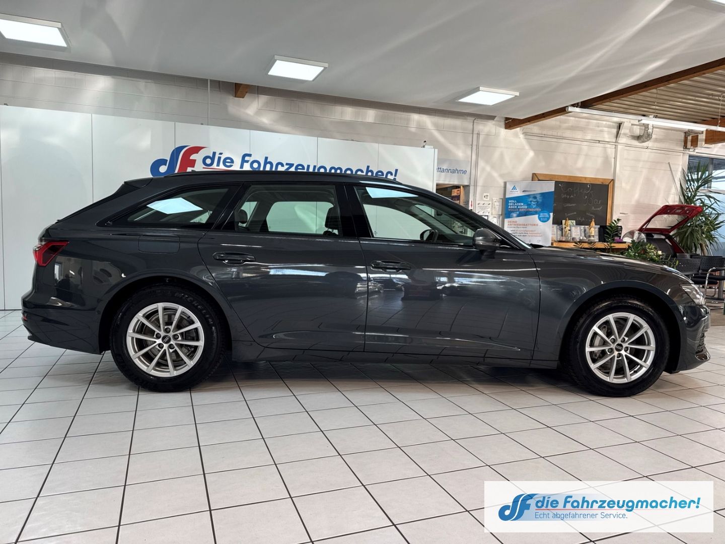 Fahrzeugabbildung Audi A6 Avant 40 TDI Navi LED ACC El. Heckklappe Mehr