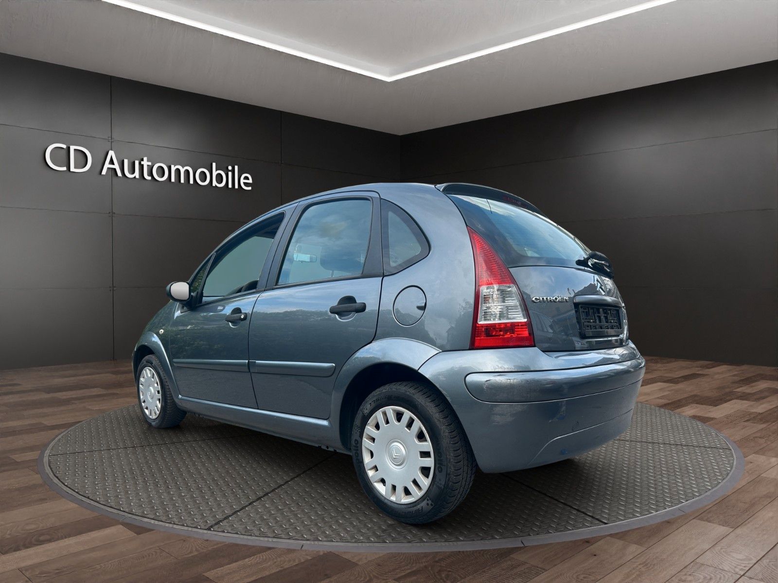 Fahrzeugabbildung Citroën C3 1.1 Confort Klima/el Fenster/5Türig/TÜV NEU