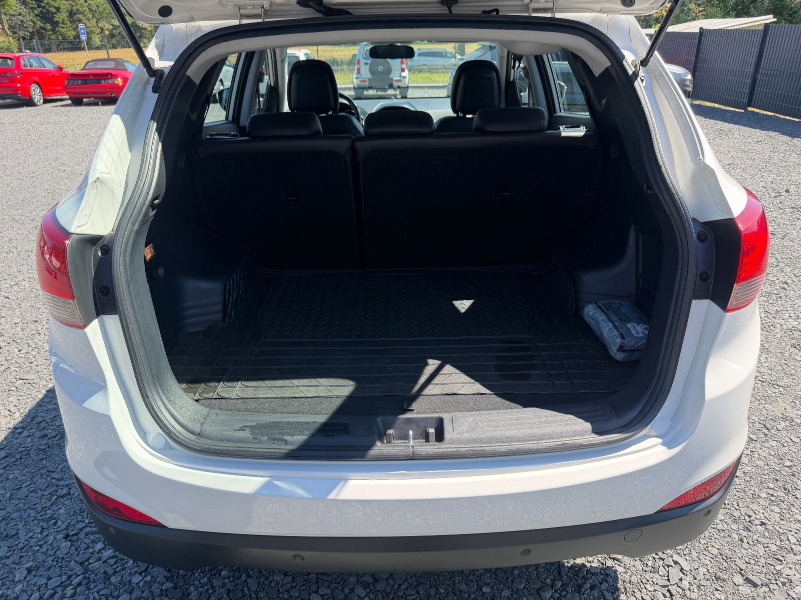 HYUNDAI ix35 2.0D AWD Bi-XENON/PDC/KLIMAA – Foto 17