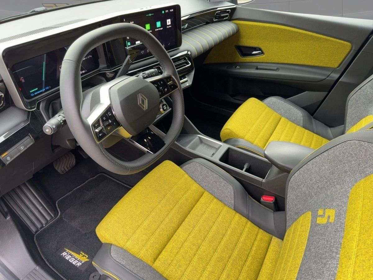 Fahrzeugabbildung Renault R 5 E-Tech Iconic Five 150 Comfort Range