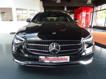 Mercedes E 220 - 5