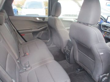 Ford Kuga Titanium NAVI + Kam + Park Assist + ACC