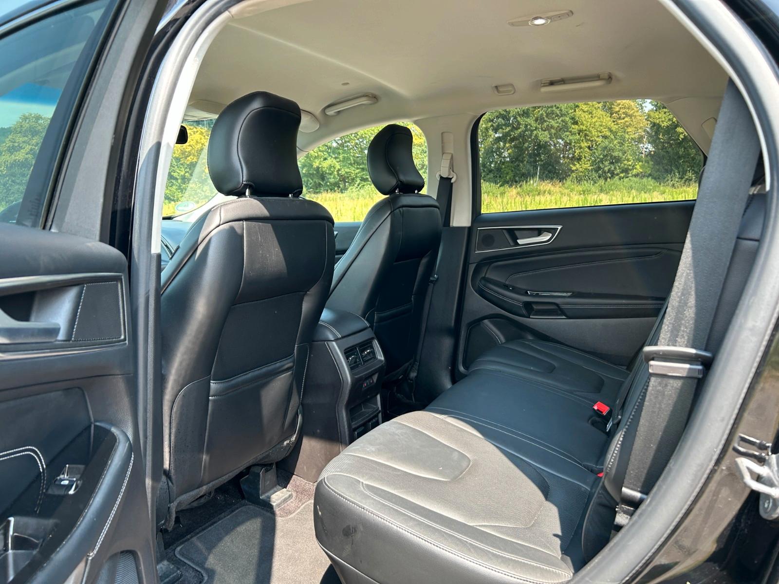 Ford Edge Titanium 2.0 TDCi 4x4 Navi Klimaauto. Leder