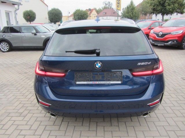 BMW 320d Touring Luxury Line Automatik foto 6