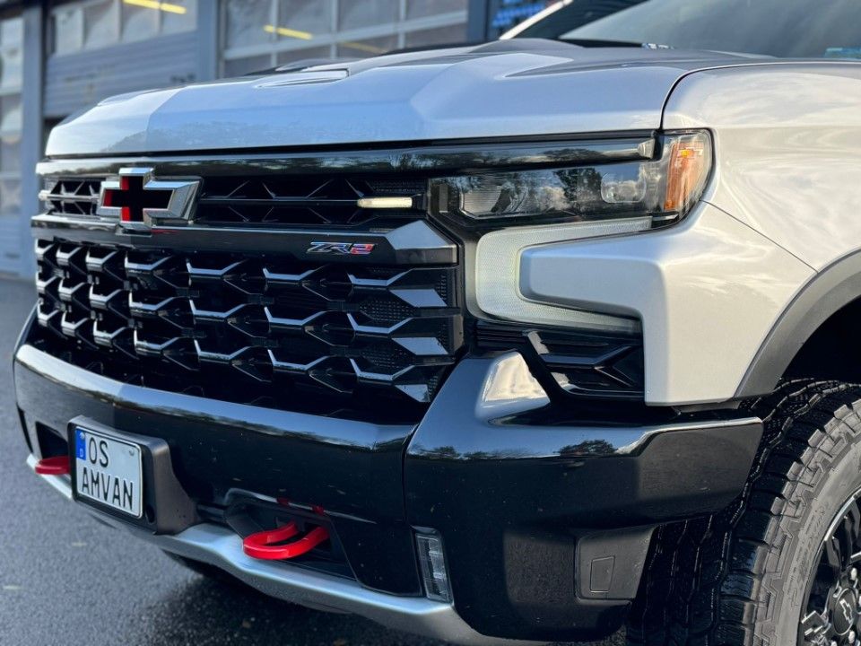 Fahrzeugabbildung Chevrolet Silverado 6.2 4x4 ZR2 1 Hand Leder Pano Mwst.