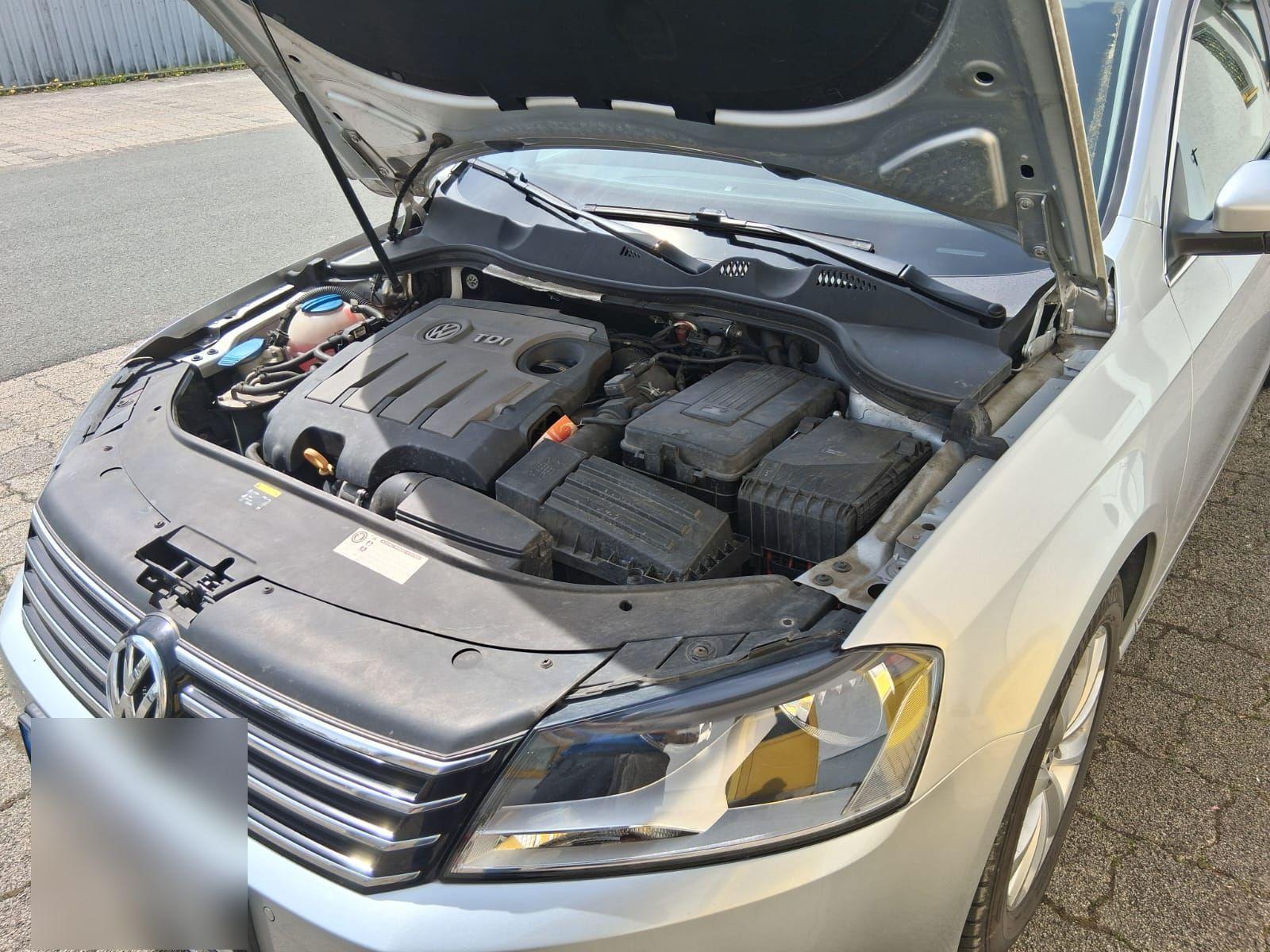 Volkswagen Passat 2013 — photo 7