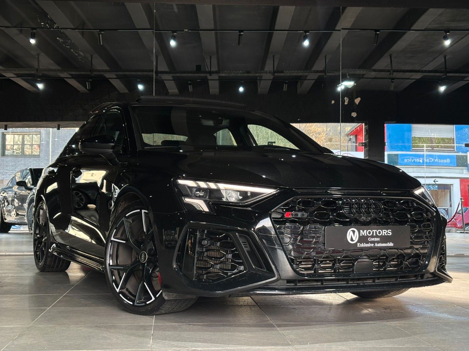 Fahrzeugabbildung Audi RS3 Lim. *Panorama*RS-Sitze*Carplay*SportAuspuff