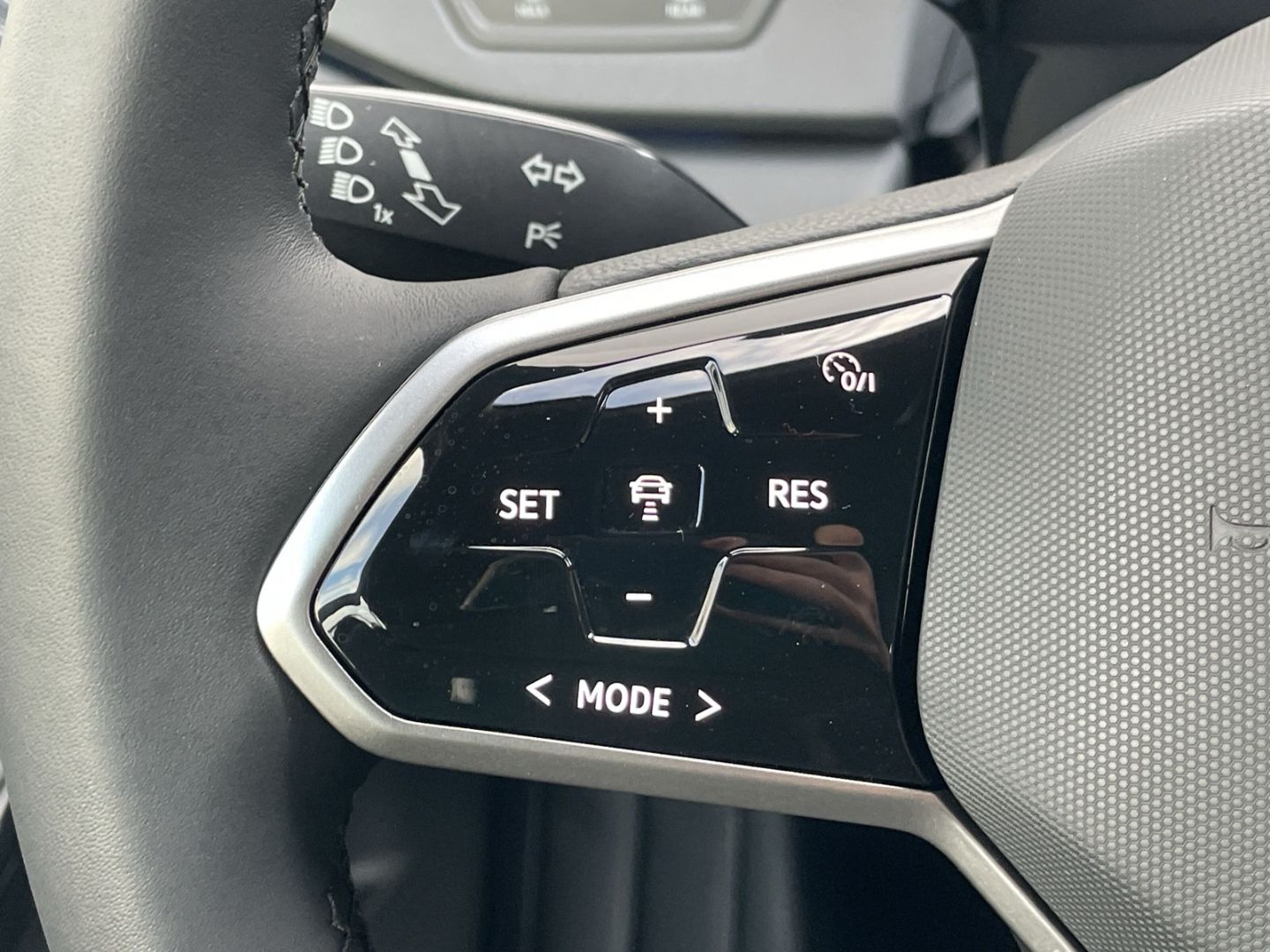 ID.3 Pro Kamera/ACC/Navi/App-Connect/Keyless/LED