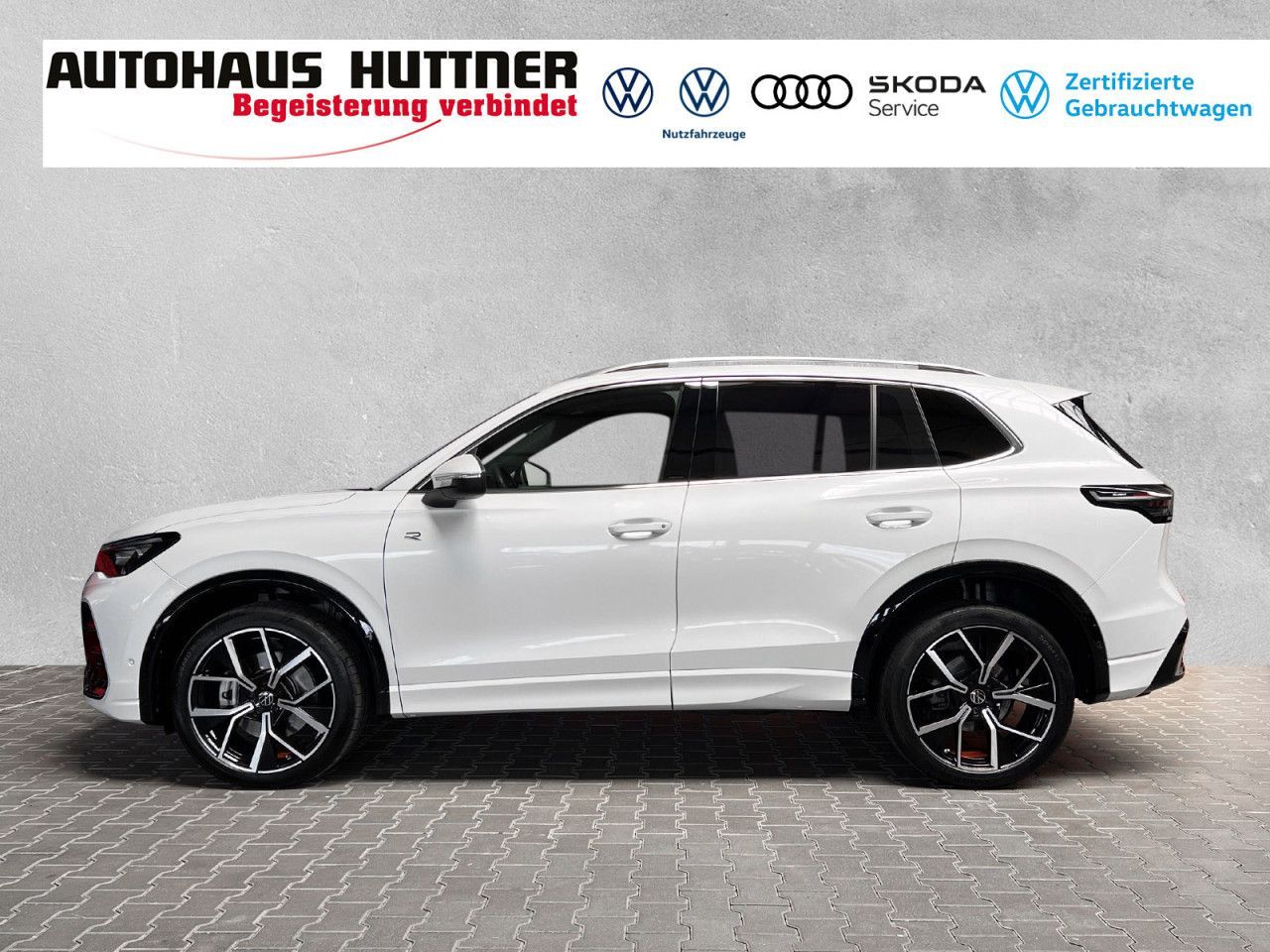 Volkswagen Tiguan R-Line 4Motion 2.0 TDI DSG AHK STANDHZG foto 2