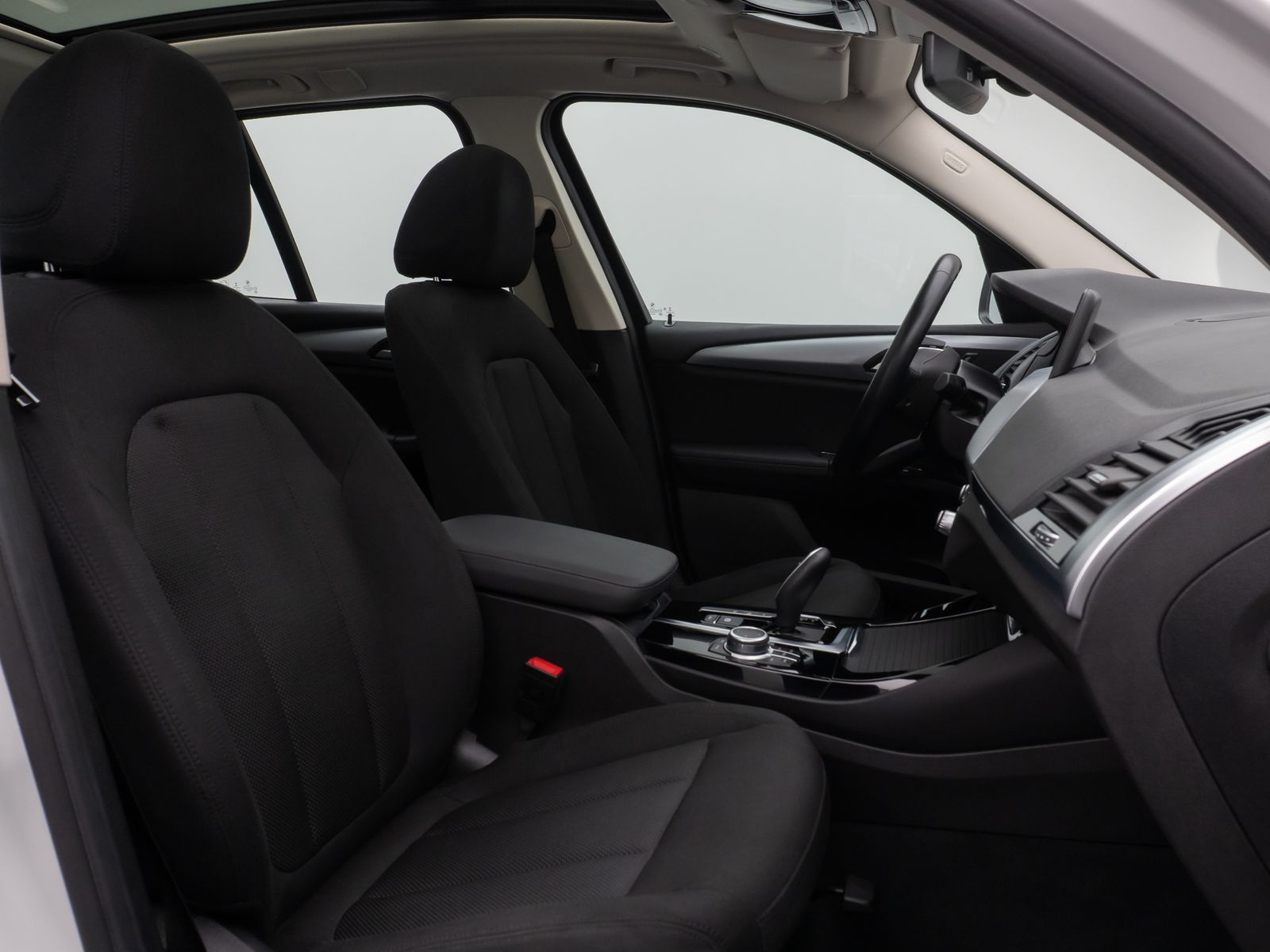 Fahrzeugabbildung BMW X3 xD30e Panorama Kamera DAB HiFi WLAN Stop&Go