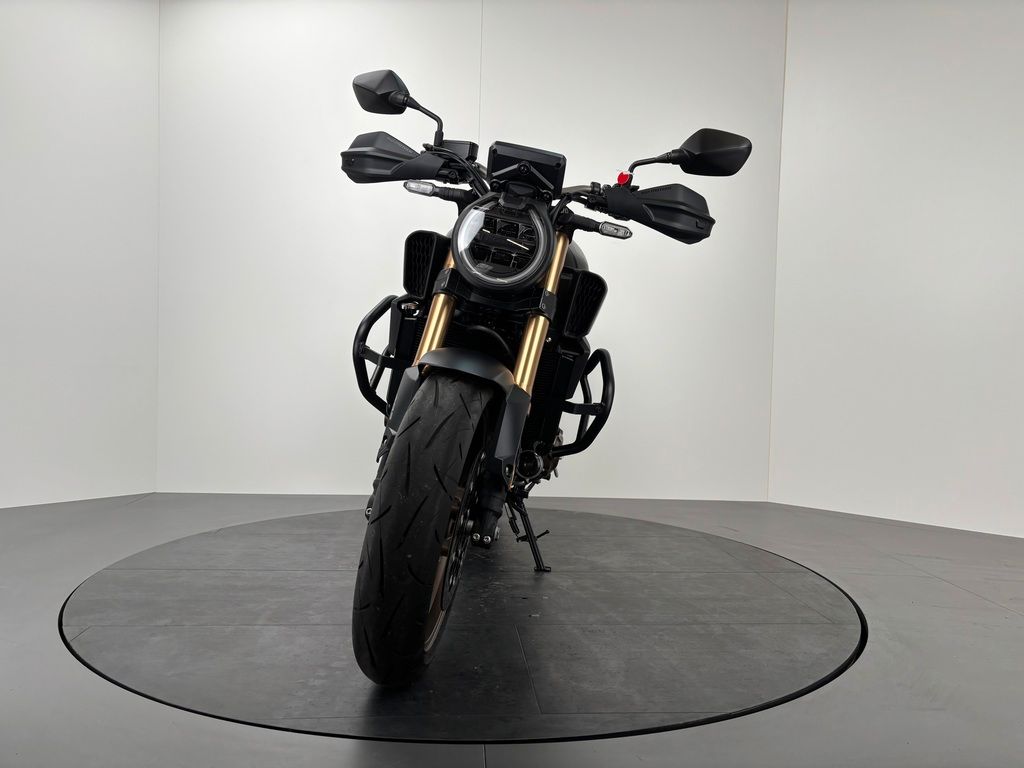 Fahrzeugabbildung Honda CB 650 R *NEUWERTIG *SERVICE FRISCH