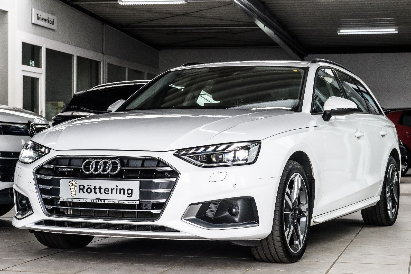 Fahrzeugabbildung Audi A4 Avant 40 TDI quattro advanced +AHK+Matrix LED