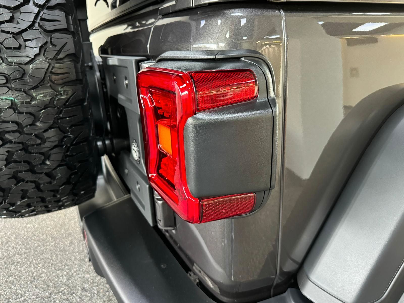 Fahrzeugabbildung Jeep 2026 MOAB 392-6.4L HEMI V8-DUAL TOP