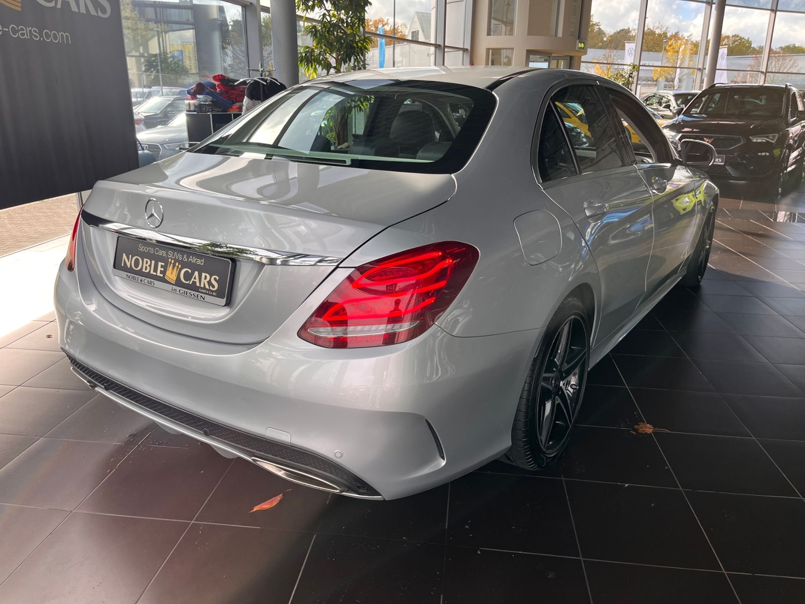 Fahrzeugabbildung Mercedes-Benz C 200 9G-TRONIC AMG Line NAVI LED