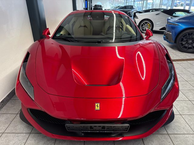 Ferrari F8 Spider Lift Carbon Kam JBL