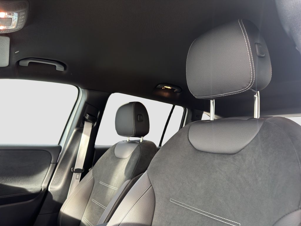 Fahrzeugabbildung Mercedes-Benz GLB 200 d AMG*NIGHT*DISTR*KEYL*KAMERA*ALARM