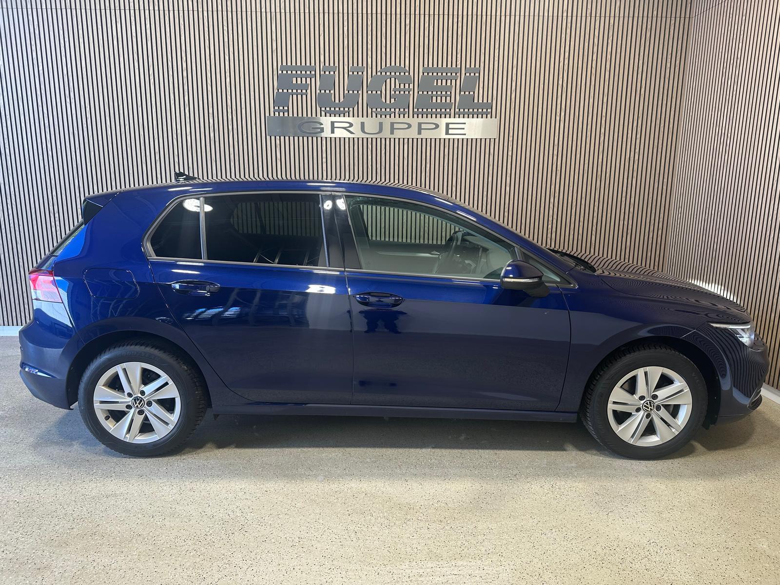 Volkswagen Golf 2.0 TDI DSG Life LED virt.Cock. Navi ACC RF, миниатюра 26