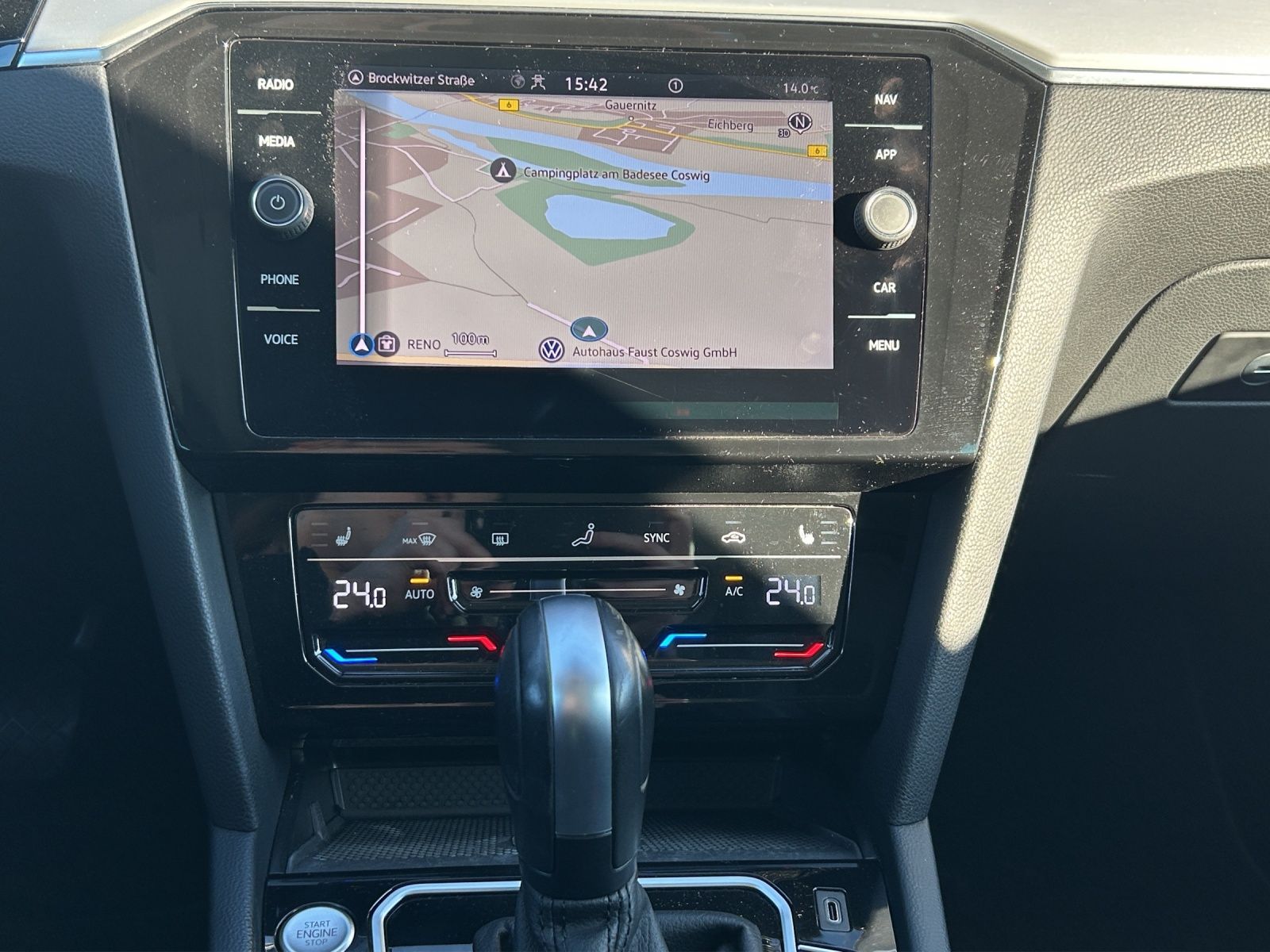 Fahrzeugabbildung Volkswagen Passat Variant Elegance TDI DSG IQ.Light ACC SH