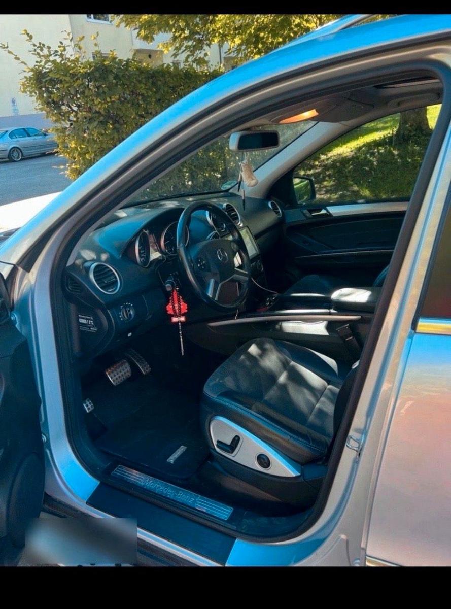 Mercedes-Benz ML300 2009 — photo 6