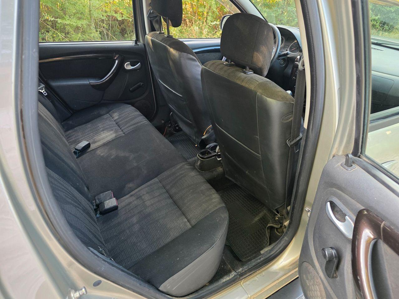 Dacia Duster 2012 — photo 13