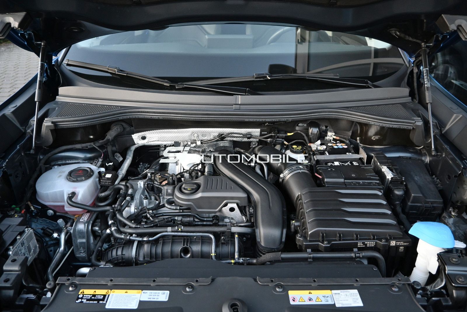 Fahrzeugabbildung SKODA Kodiaq 1.5 TSI DSG °AHK°PANO°SITZKLIMA°STANDHZG°