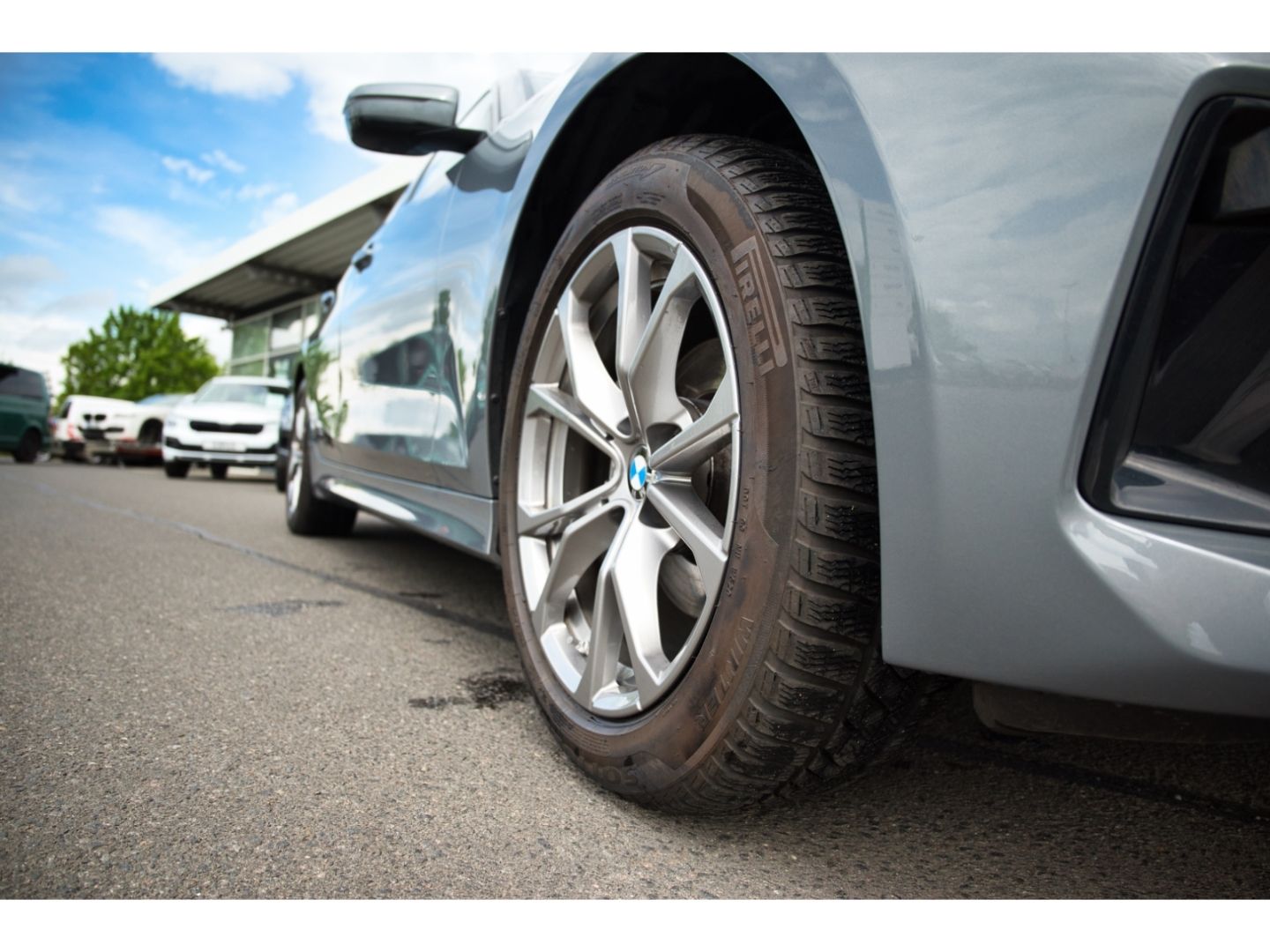BMW 318 d Touring Navi LED ACC SHz DAB Apple CP foto 6