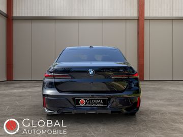 BMW 750 - 4