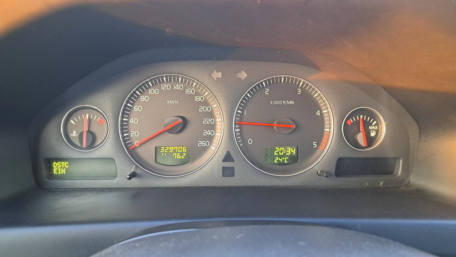 Volvo V70 2006 — photo 11