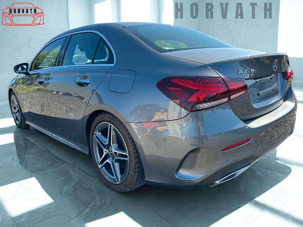 Mercedes-Benz A 220