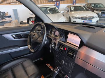 MYAUTOCENTER – Gebraucht- und Jahreswagen mit Werkstattservice in Pfaffenhofen Mercedes-Benz GLK 350 4Matic *Sport-Paket*Xenon*Navi*Klima*
