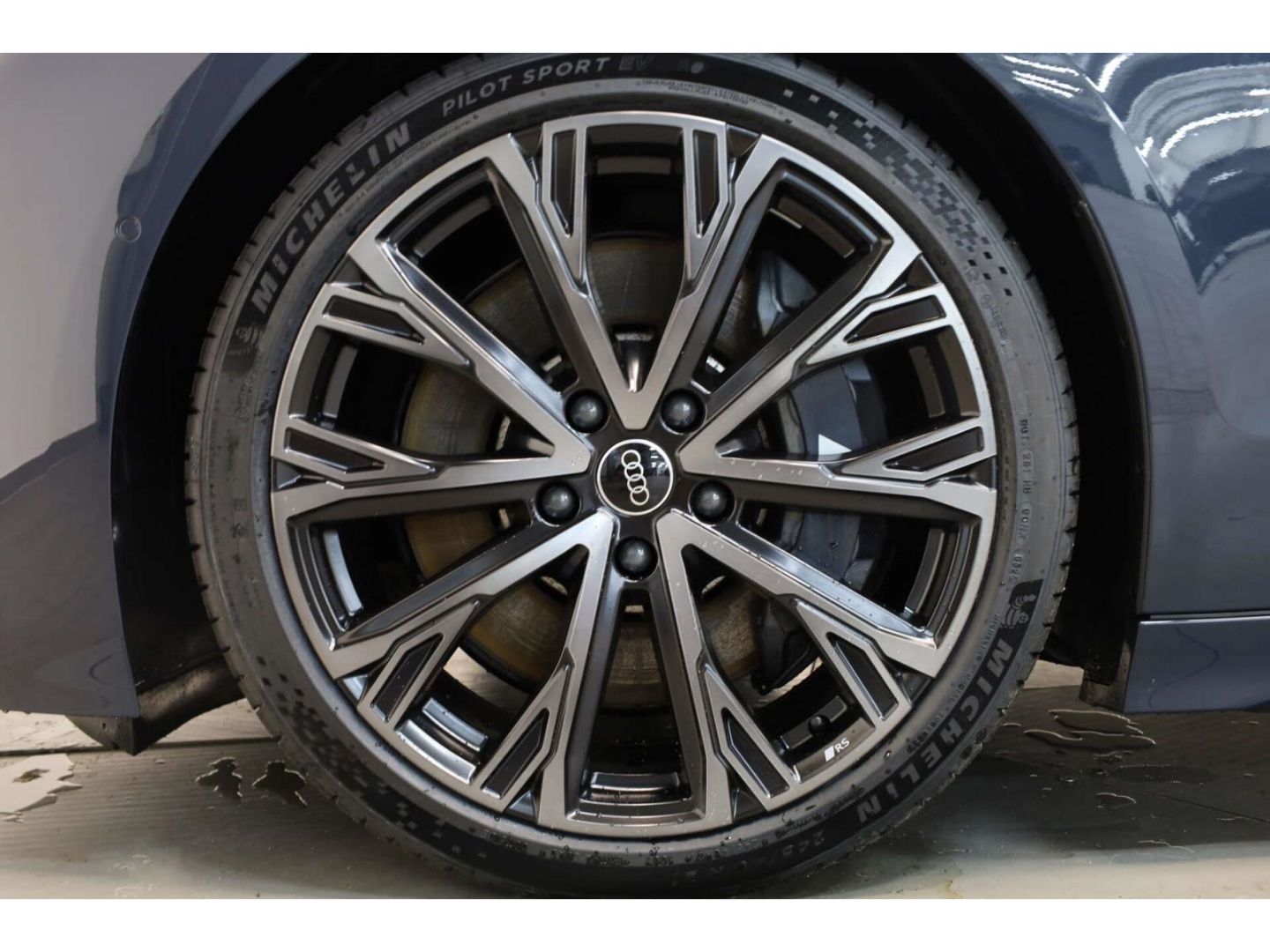 Audi S6 e-tron - Bild 8