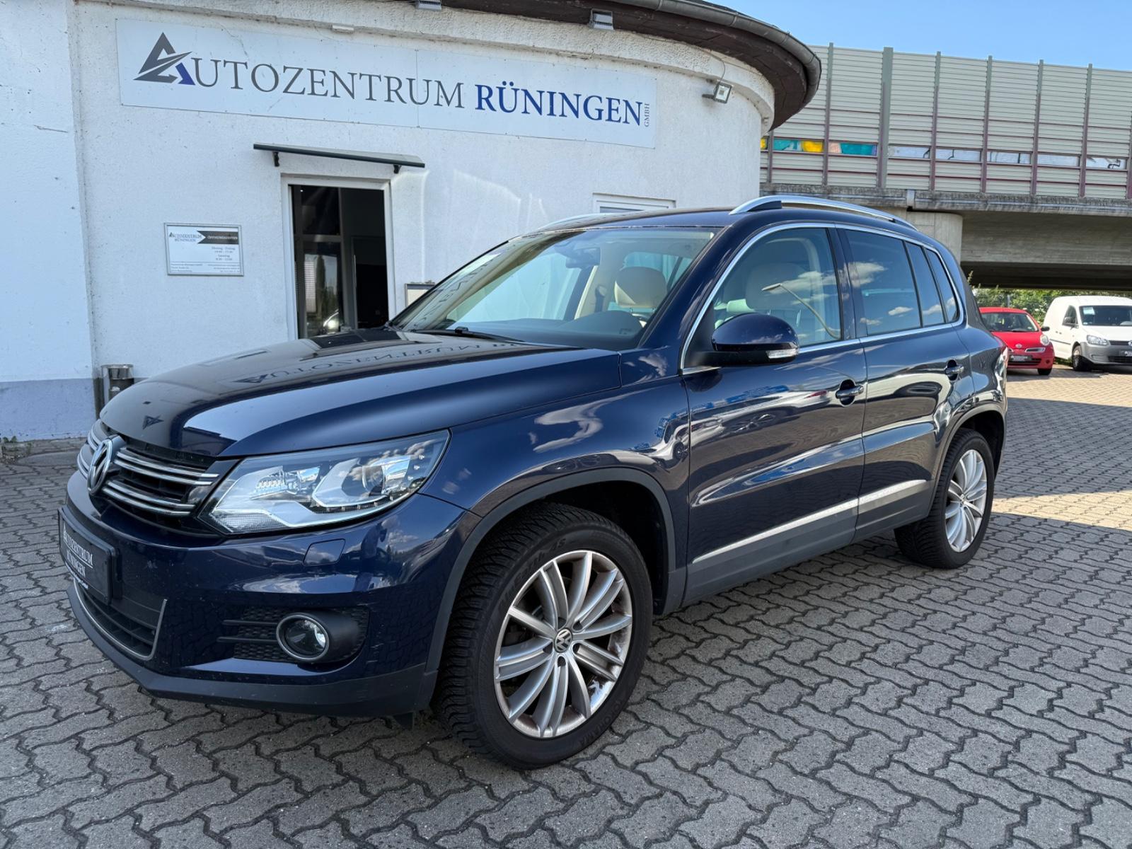 Volkswagen Tiguan Sport & Style BMT 4Motion*Leder*AHK*Ambie