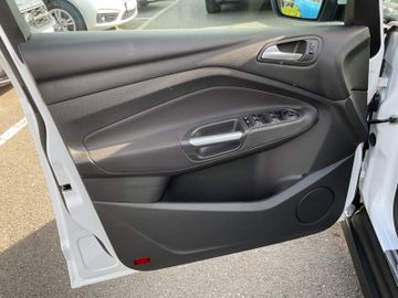 Ford Grand C-Max - 11