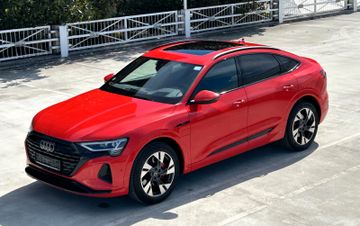 Audi Q8 - 9